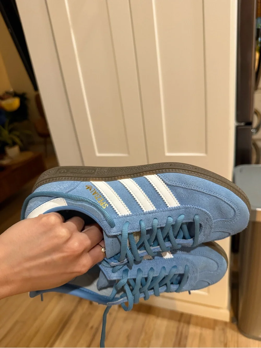 adidas low top